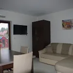 Lexus Veľký Meder