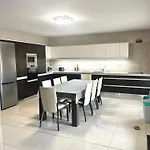 Apartment Lexus