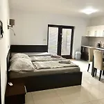 Lexus Veľký Meder