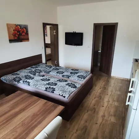 Lexus Veľký Meder