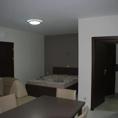 Lexus Veľký Meder
